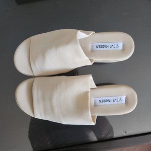 Steve Madden platform slides